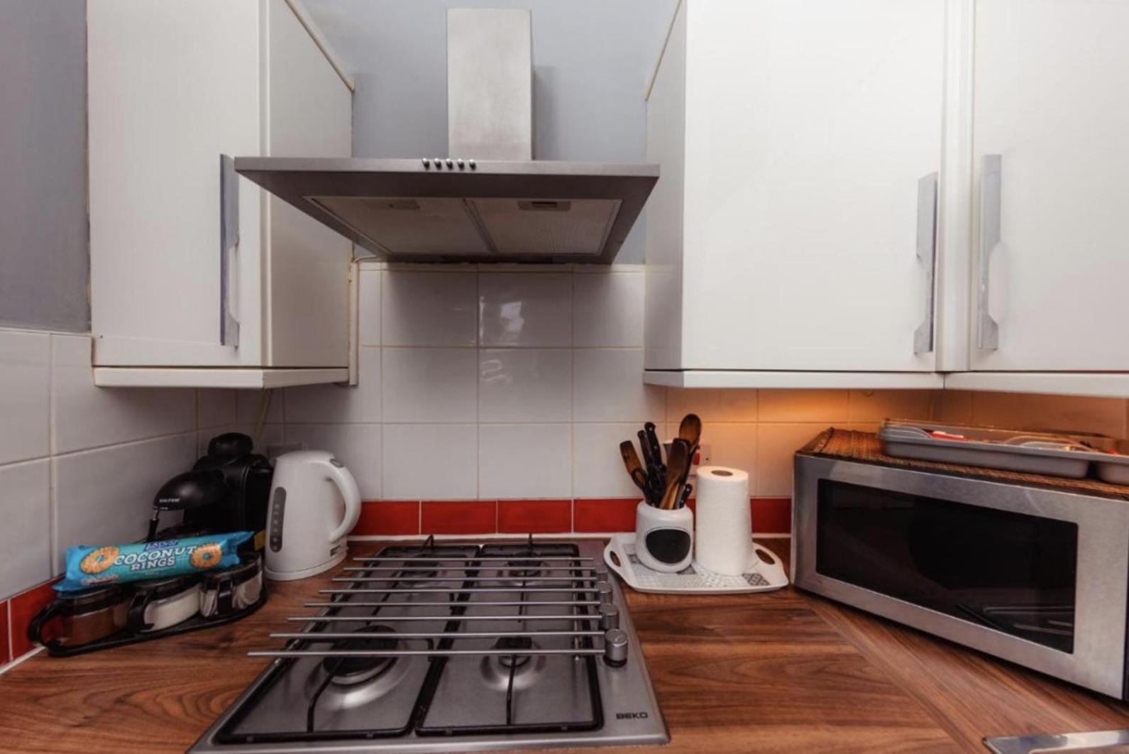Warm Apartment By Holyrood Palace! Edinburgh Bagian luar foto