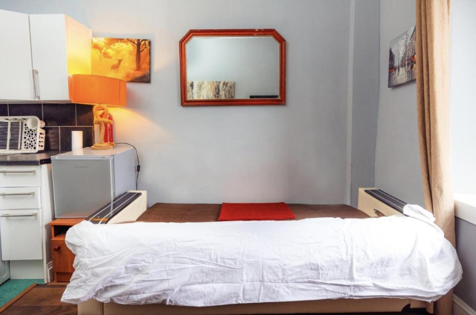 Warm Apartment By Holyrood Palace! Edinburgh Bagian luar foto