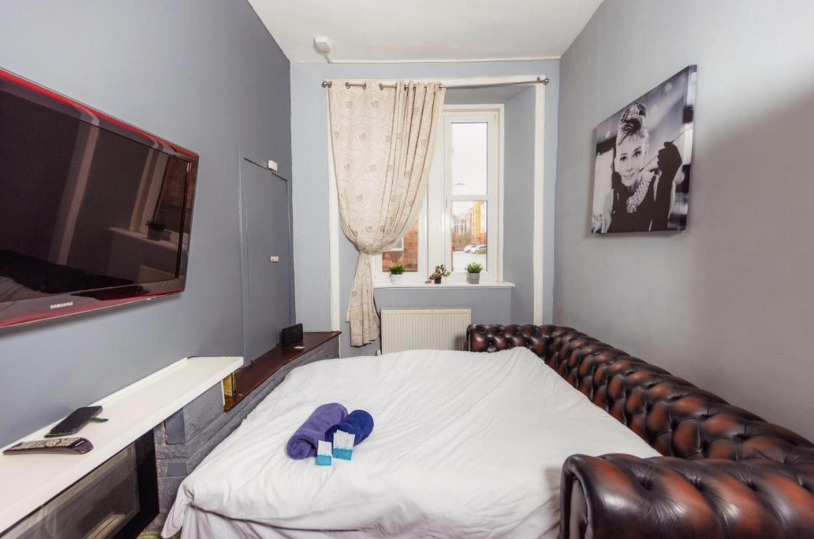 Warm Apartment By Holyrood Palace! Edinburgh Bagian luar foto