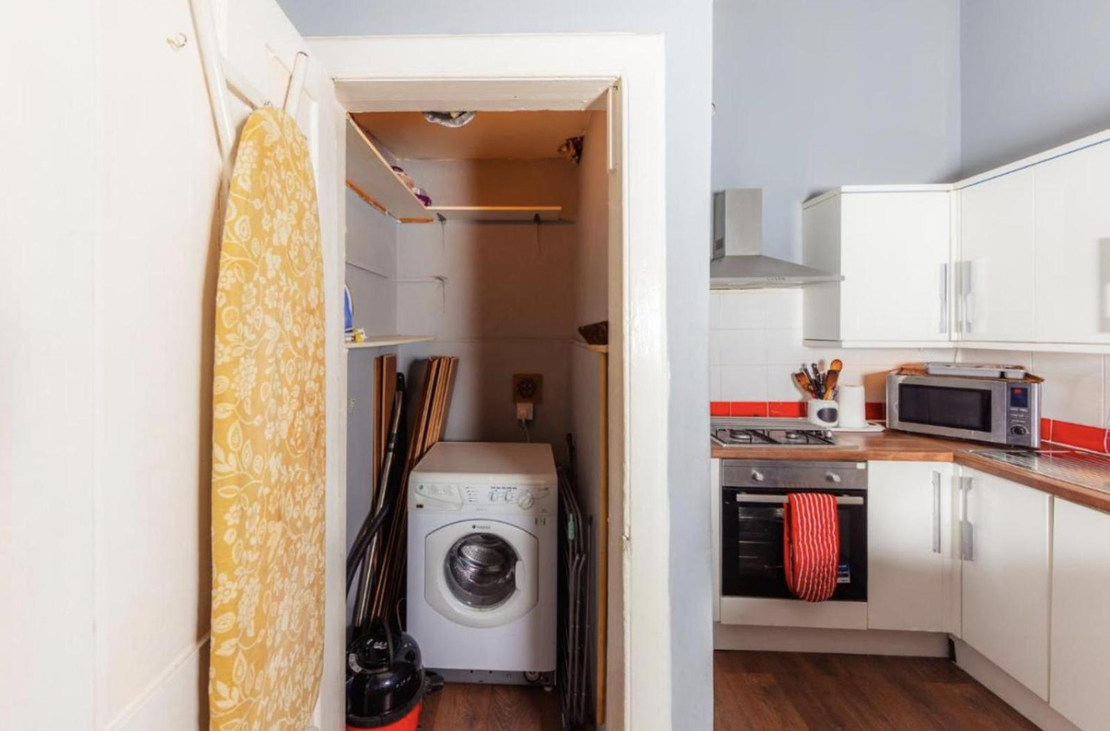 Warm Apartment By Holyrood Palace! Edinburgh Bagian luar foto